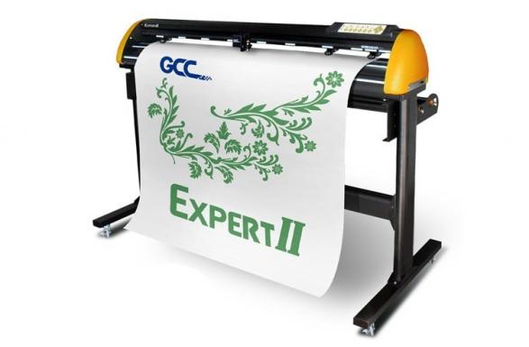 фото Плоттер режущий GCC Expert II EX-52 (ширина 1320 мм)